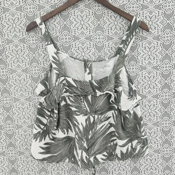 1. State leaves printed button up ruffle tied front tank top L - Picture 2 of 6